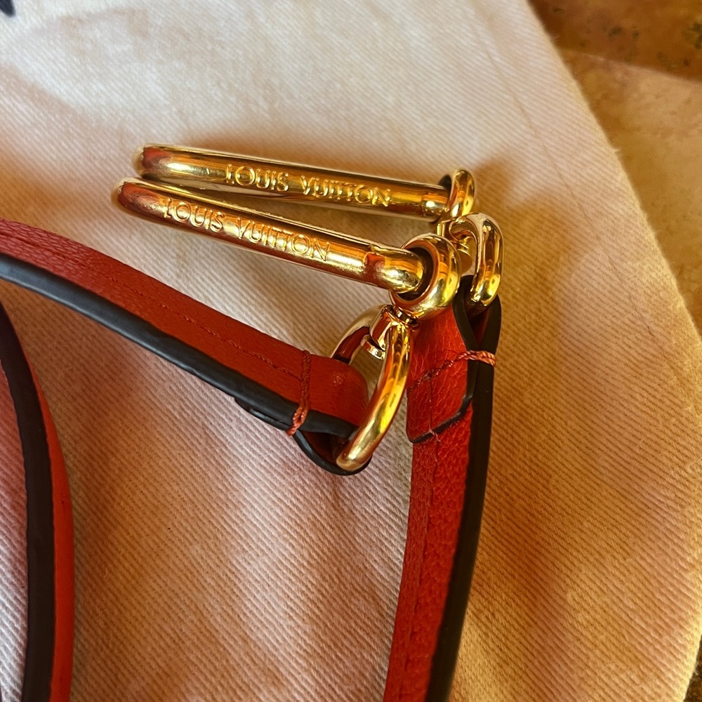 EUC•LOUIS VUITTON SPEEDY B 25•EMPREINTE LEATHER•CROSSBODY/SHOULDER/TOP HANDLE - Picture 10 of 16